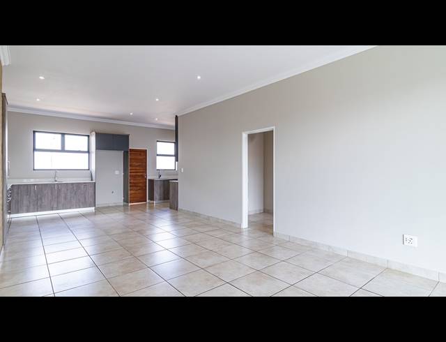 3 BEDROOM SIMPLEX FOR SALE IN SIX FOUNTAINS RESIDENTIAL ESTATE